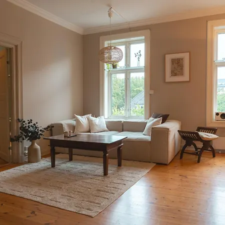 Apartment Cozy Gruenerlokka Retreat In The Heart Of Oslo